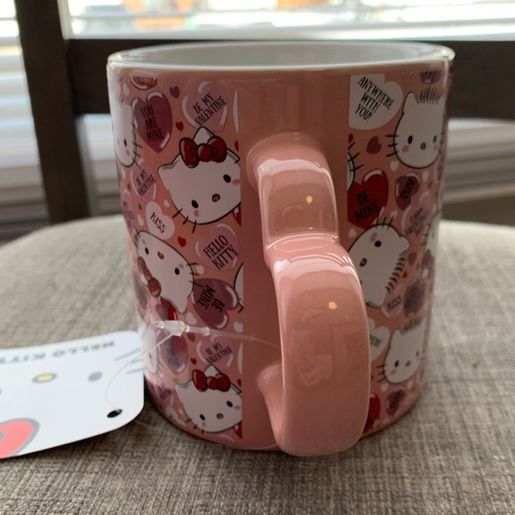Bioworld Sanrio Hello Kitty Valentines mug - Picture 4 of 7